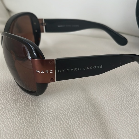 Marc by Marc Jacobs oversized square Sunglasses - NWTags main image 7